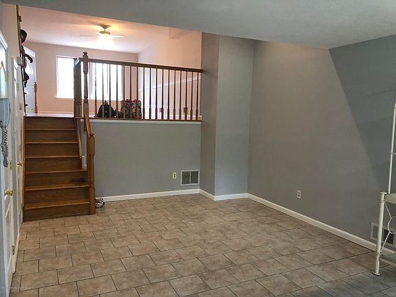 3rd image of 29 Arden Ave #1