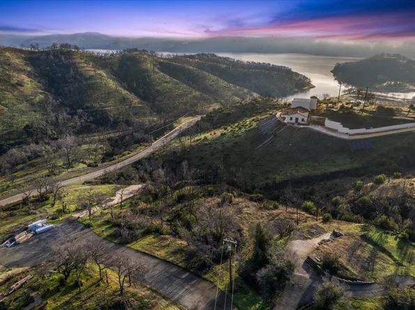 8 Live Oak Lane, Napa, CA 94558