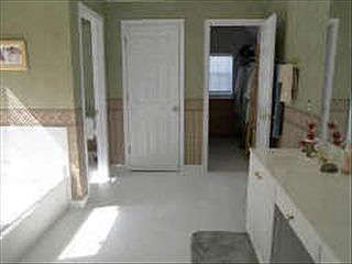 Large Master Bathroom with garden tub and walk-in shower