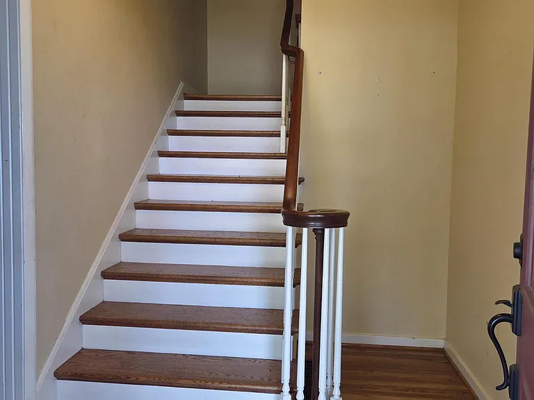 281 Meadowlark Ln — Photo 6