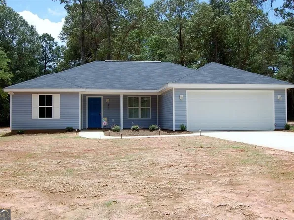 223 Addison Ln, Perry, GA 31069