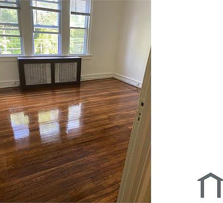 3rd image of 567 Baily Rd Floor 2