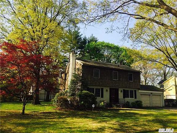 2nd image of 4 Birch Ln