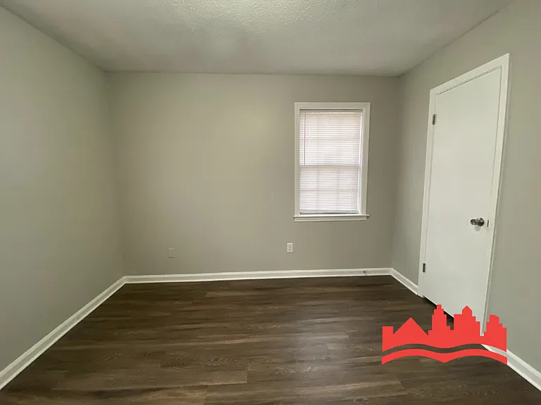 3935 Battlefield Dr — Photo 6
