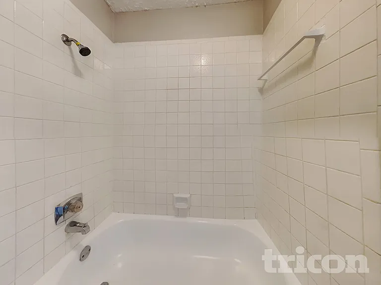 13307 Venice Cir — Photo 14