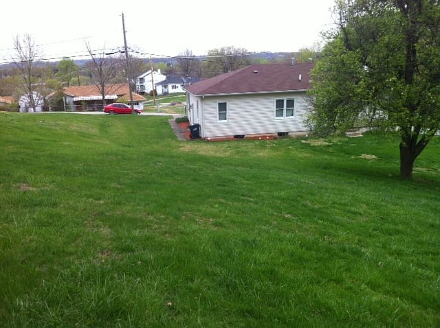 2nd image of 1420 Cantrell St