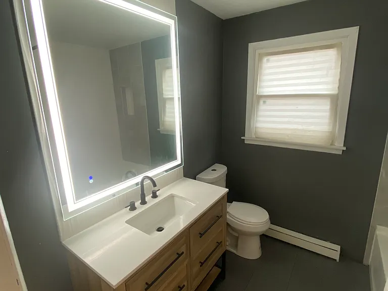 439 Madison Ave #2 — Photo 3
