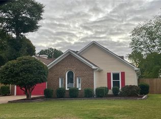 3 Thomas Athey Ct, Hampton, VA 23666