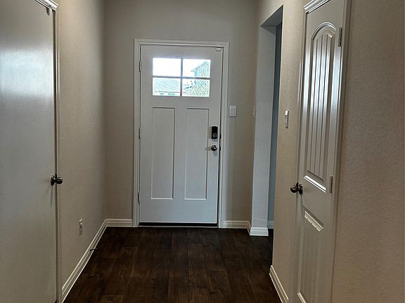 4th image of 164 Alamo Vine Ct