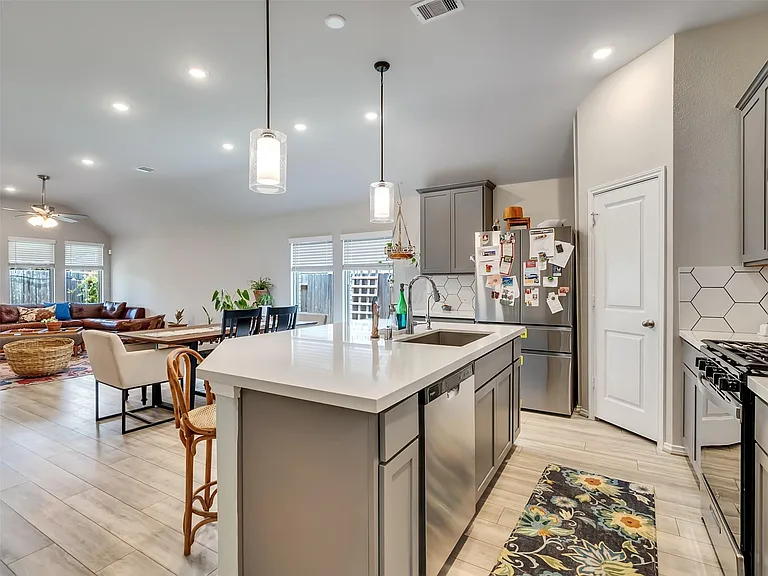 732 Washita Falls Ln — Photo 5