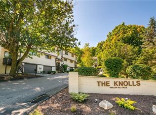 3062 Swallow Hill Cir, Pittsburgh, PA 15220