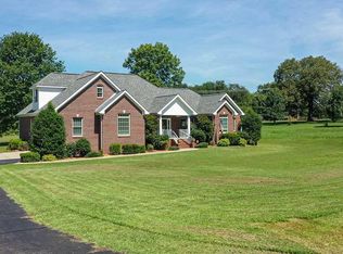 2425 Johnna Ln, West Paducah, KY 42086