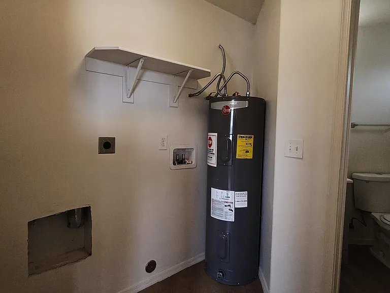 Delta 4 E — Photo 36