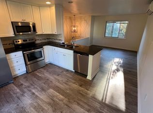 485 Crosswinds Dr, Lititz, PA 17543