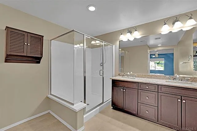 476 Prosperity Dr — Photo 18