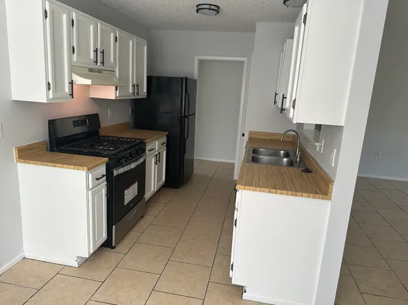 5930 Whispering Lake St, San Antonio, TX 78222