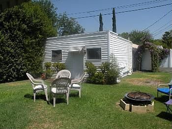 3rd image of 806 E Angeleno Ave