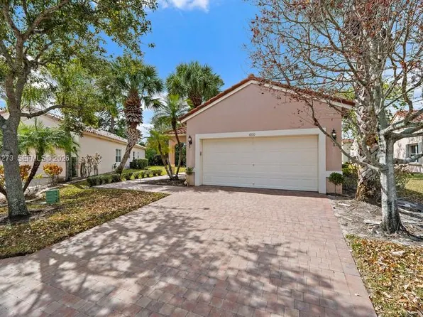 600 NW Treves Ct, Port Saint Lucie, FL 34986