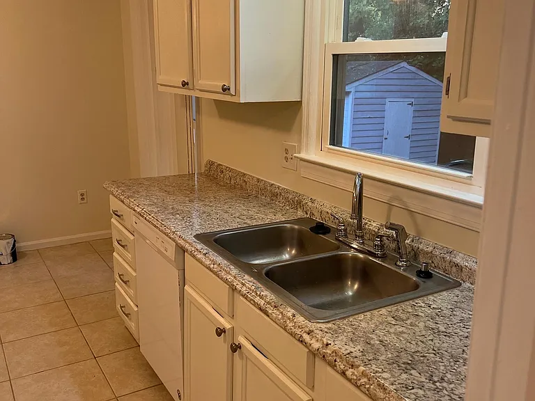 120 Fletcher Pl — Photo 9