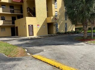 3253 Foxcroft Rd #G212, Hollywood, FL 33025