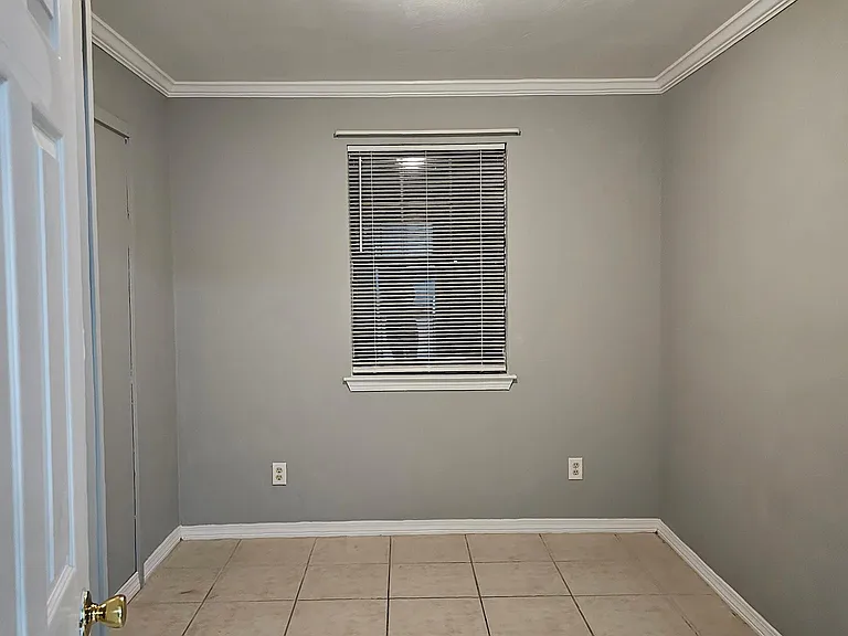 4548 Schillinger Rd S — Photo 5