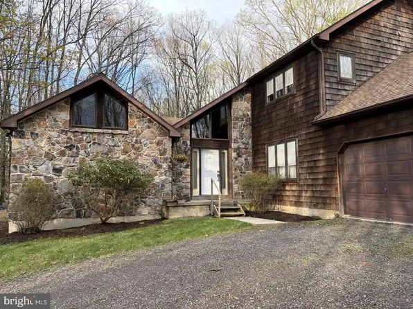 39 Deere Ln, Andreas, PA 18211