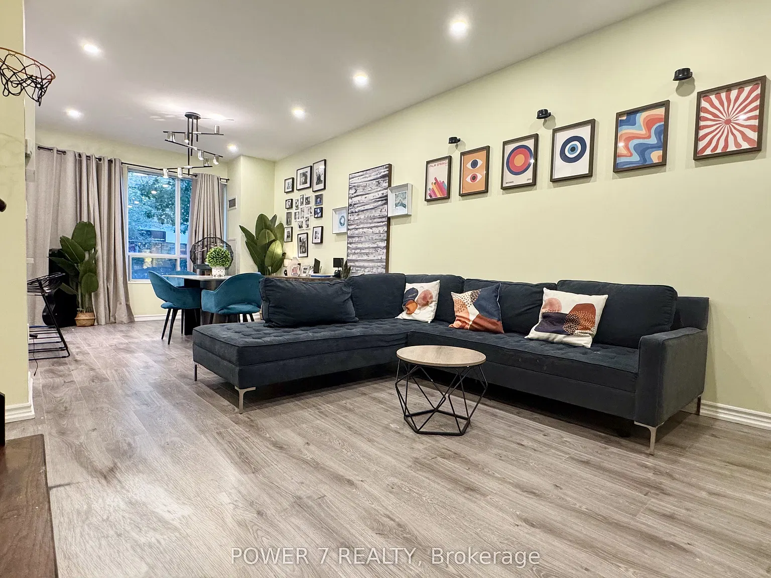 3 bed, $4,200 — Photo 4
