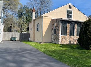 5719 Atkins Ave, Bristol, PA 19007