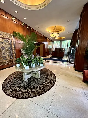 Rented by Takashi Yoneta, LREB | media 8