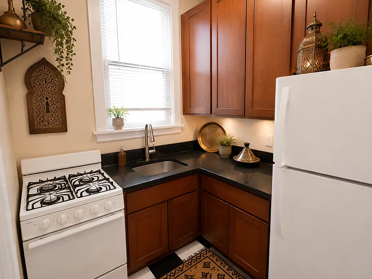 1908 Hennepin Ave #22 — Photo 6