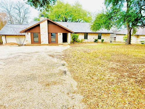 12 Timberline Dr Photo 1