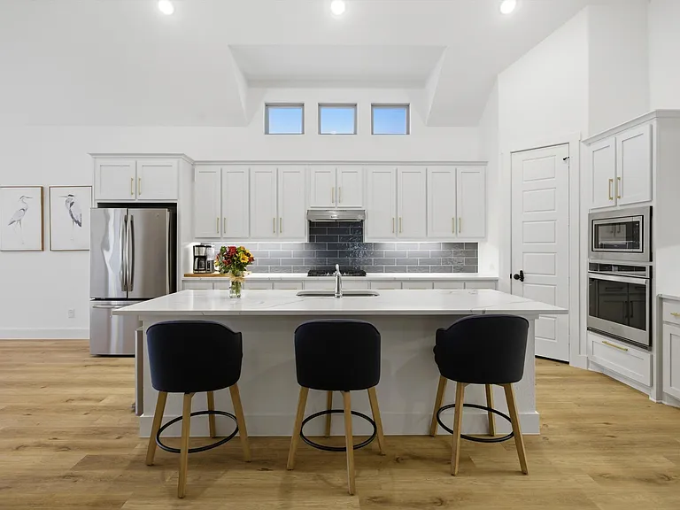 6033 Strada Cv — Photo 10