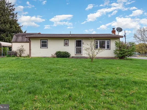 6101 Jerome Blvd, Harrisburg, PA 17112