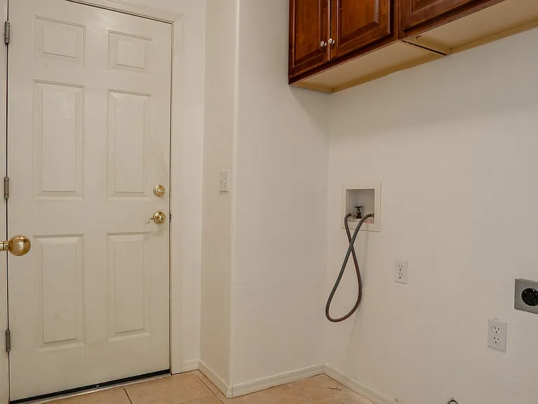 685 W Placita Vega Vis — Photo 25