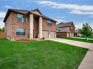 204 Silver Spur Dr, Waxahachie, TX 75165