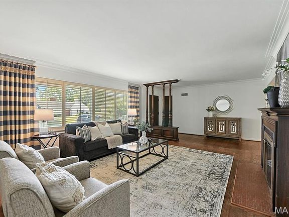 3rd image of 22 Tealwood Dr