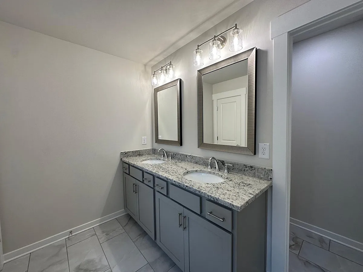 Building Photo - 1729 Firelight Way #73