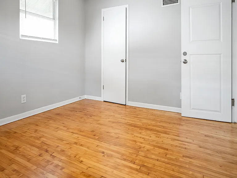 1141 Jessie St — Photo 16