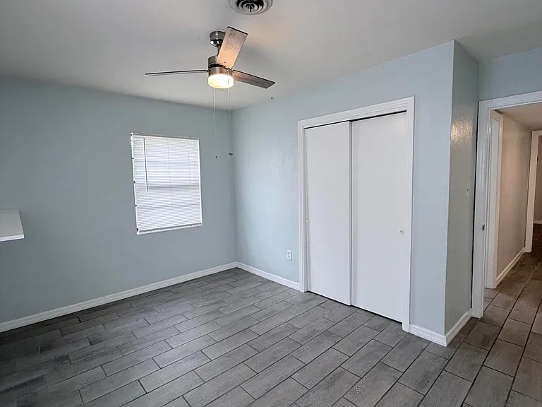1717 La Marche Dr — Photo 21