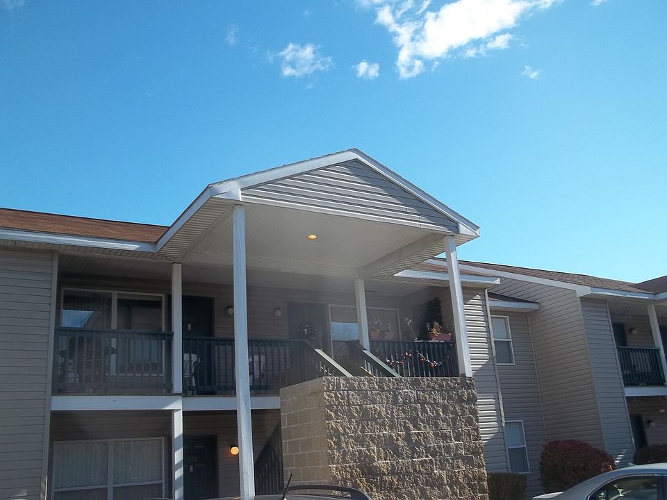 1st image of 152 Vandenburgh Pl