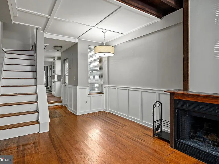 2228 Essex St #1 — Photo 4