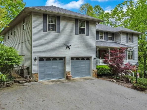 1164 Davidson Dr, Monterey, TN 38574