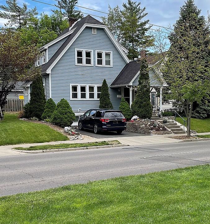 1st image of 1318 Far Hills Ave