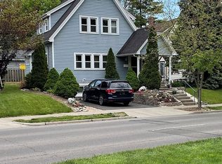 1318 Far Hills Ave, Dayton, OH 45419