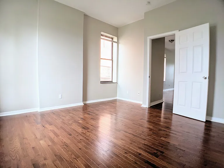 2618A Osage St — Photo 2