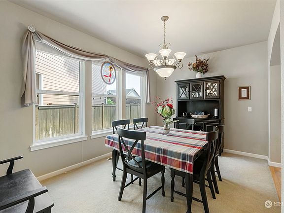 5th image of 18702 111th Avenue Ct E