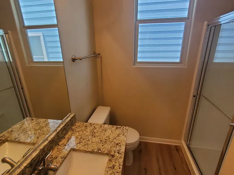 435 McGarity — Photo 12