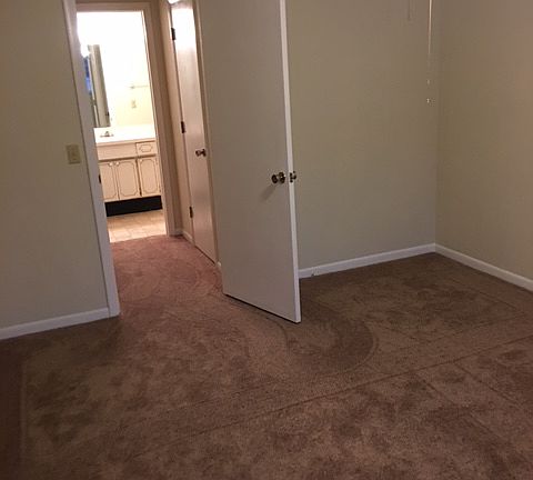 2nd image of 6860 Lafayette