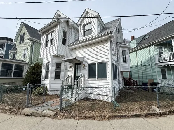 23 Kingston St, Somerville, MA 02144