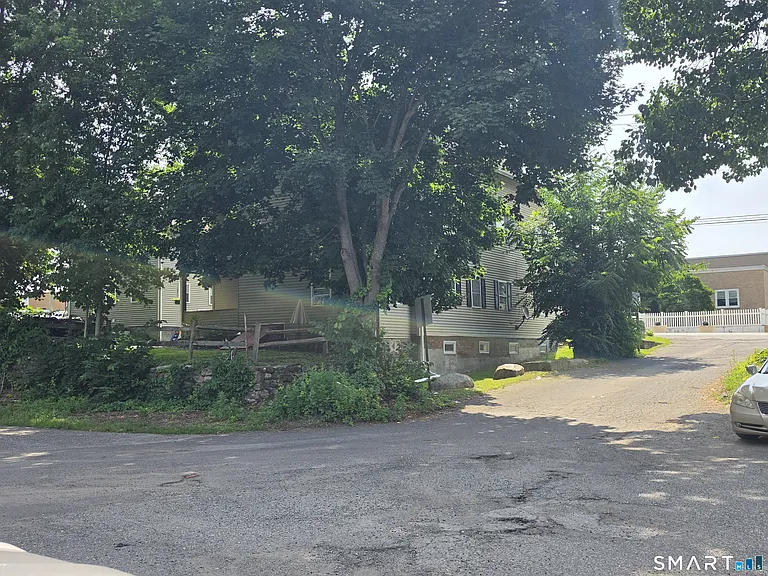 27 N Main St #1 — Photo 10